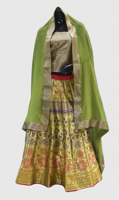 BENARASI LEHENGA