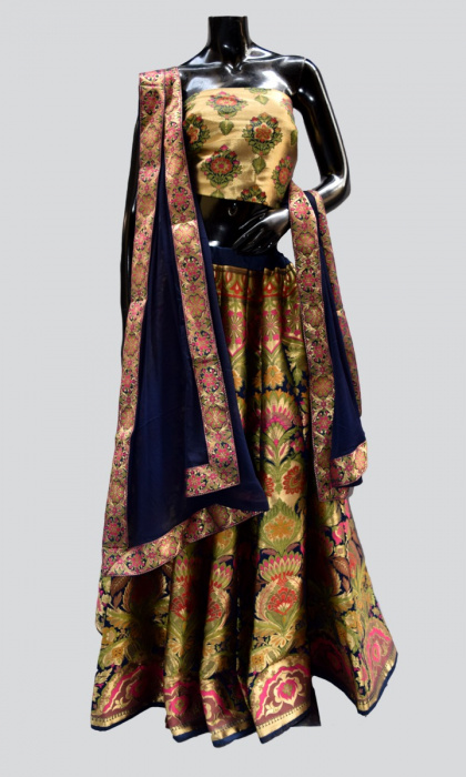 BROCADE UNSTITCHED LEHENGA