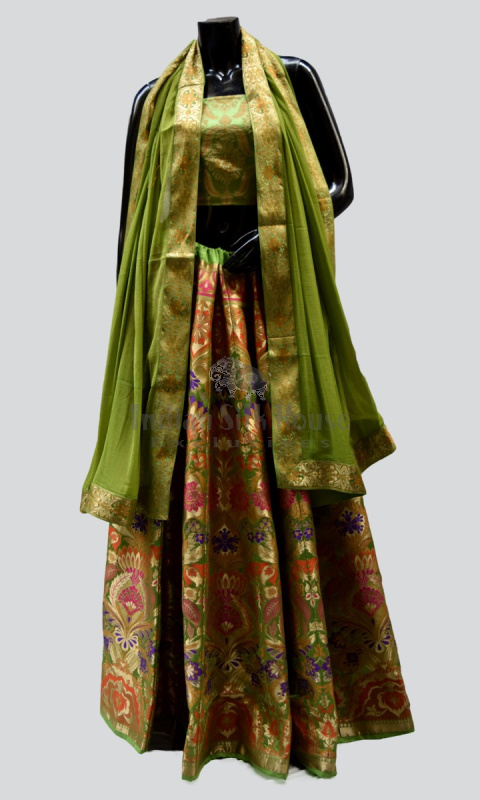 BROCADE UNSTITCHED LEHENGA