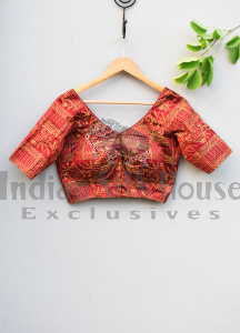 EMBROIDERED BLOUSE
