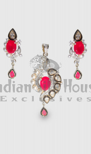 KUNDAN PENDANT SET