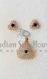 PENDANT SET