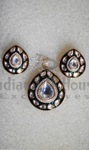 KUNDAN PENDANT SET