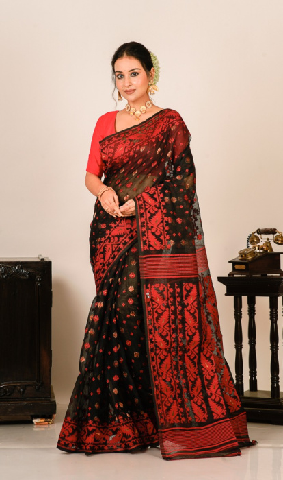 DHAKAI SAREE
